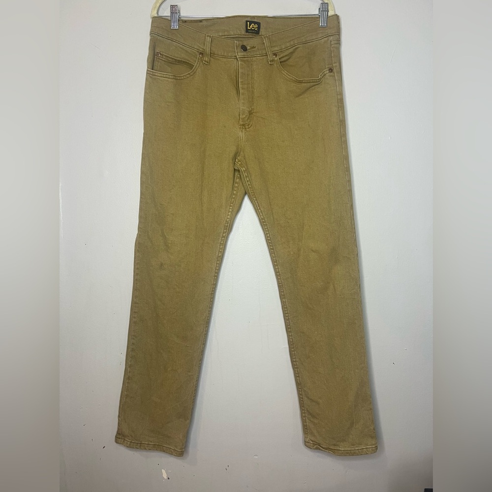 Lee Jeans Men's 33x30 Beige Regular
Fit Cotton Spandex Casual Straight Leg